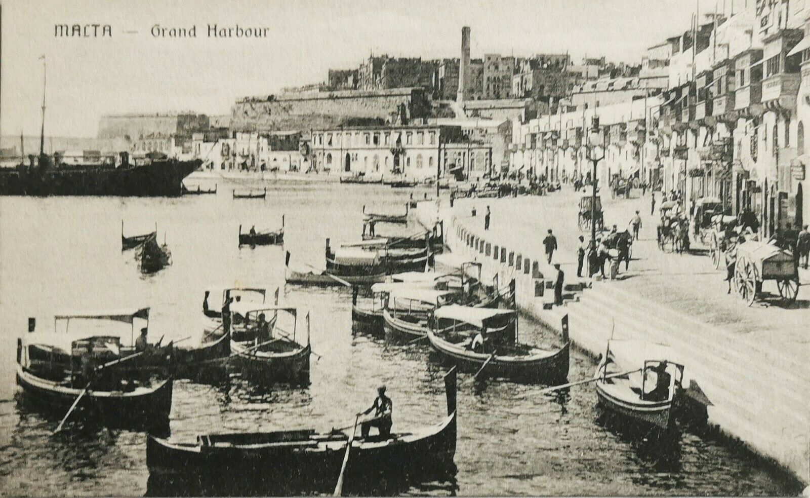 A postcard of the Grand Harbour, Valetta, Malta. Circa 1910.
