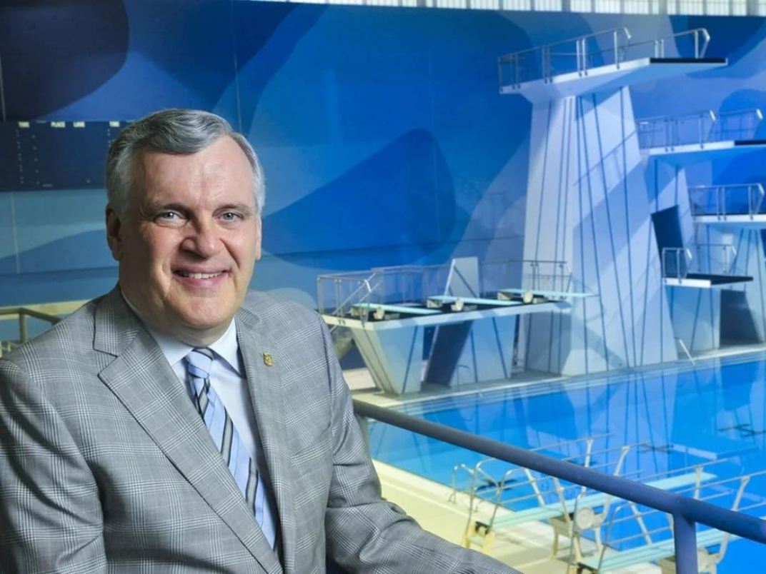 David Onley in front of the new Athletic Swimming Pools