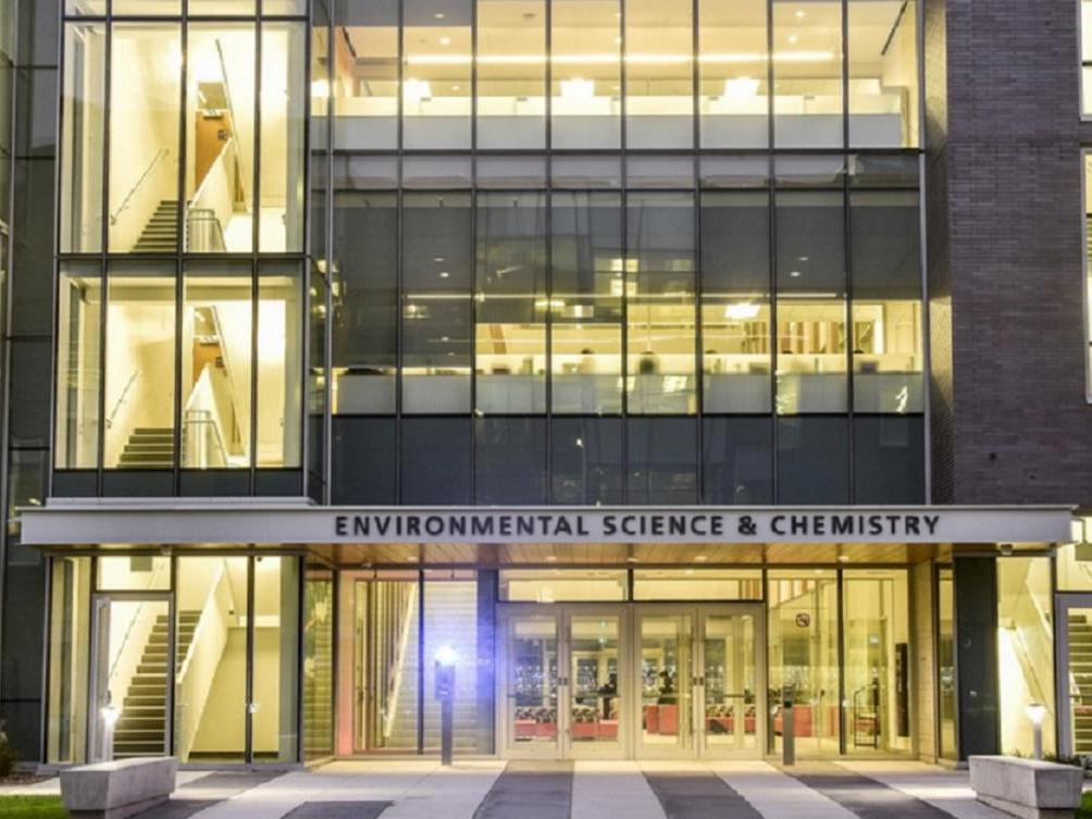 UTSC Environmental Science and Chemistry Building exterior