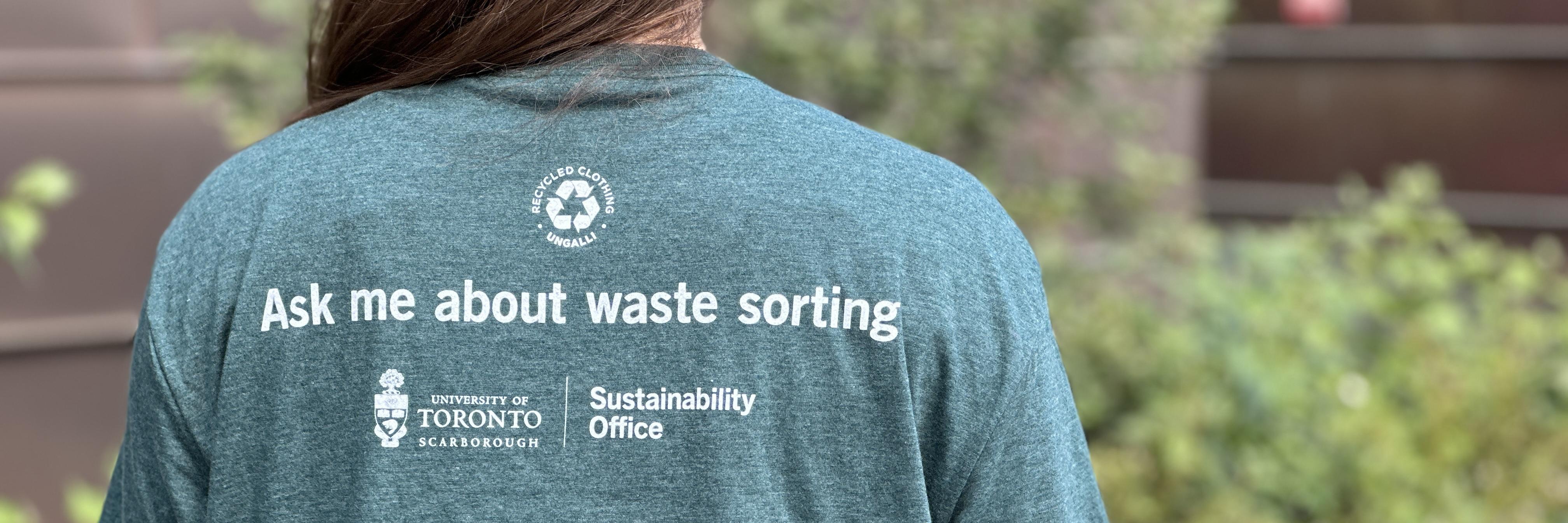 The back of the Waste Ambassador's T-Shirt reading "Ask me about waste sorting"